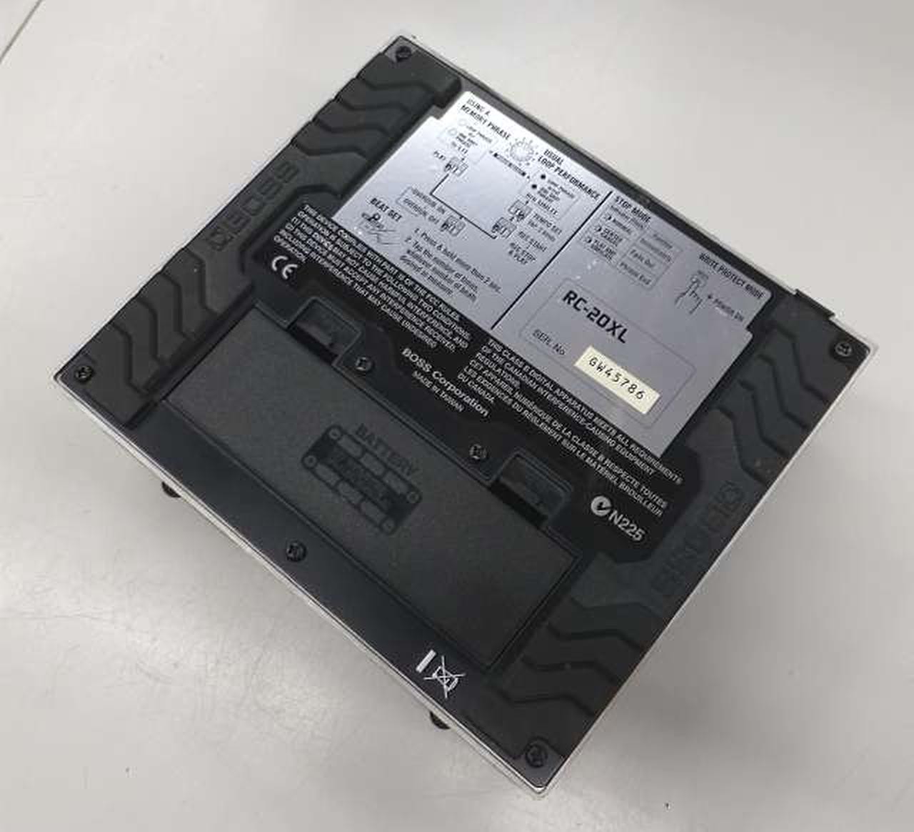 BOSS Model RC-20XL Loop Station