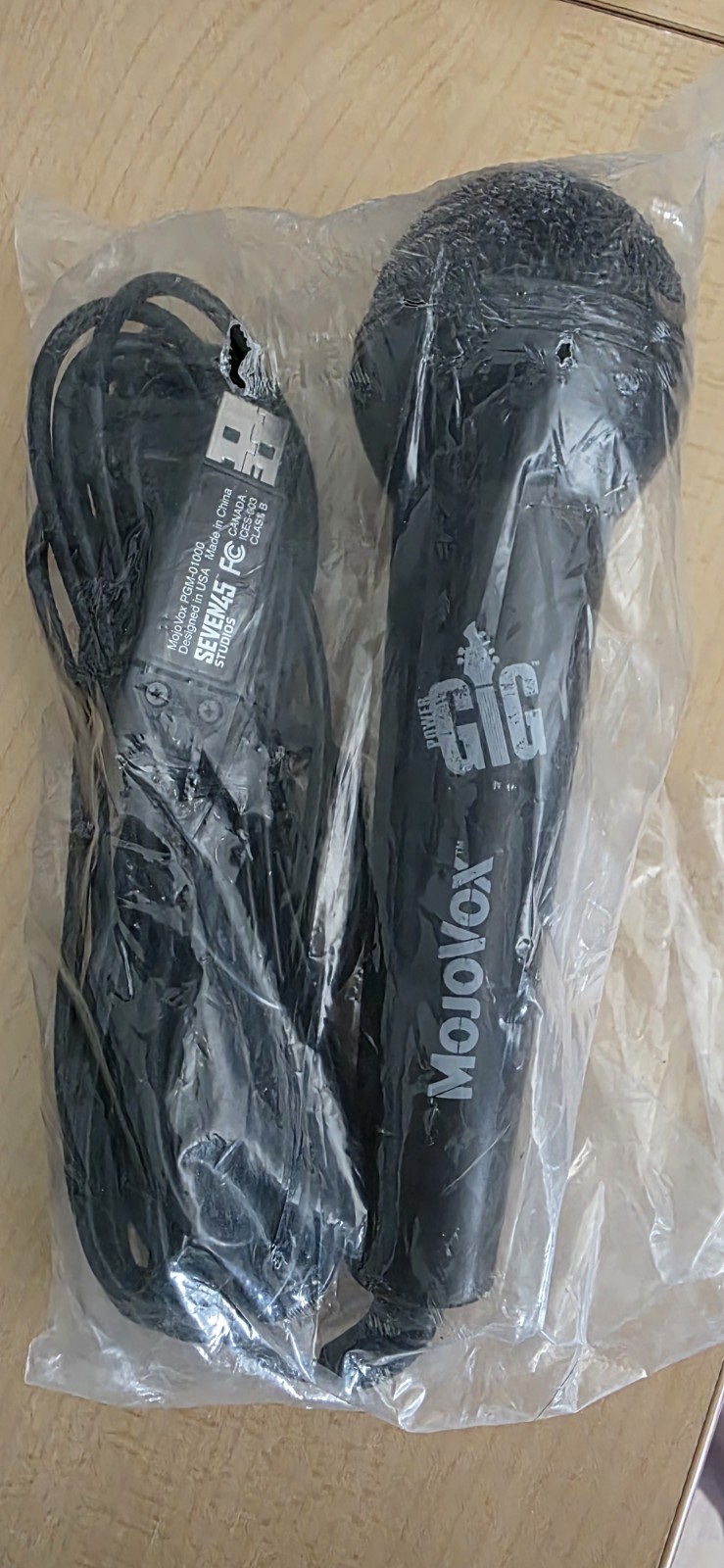MojoVox Gig Wired Karaoke Microphone Black