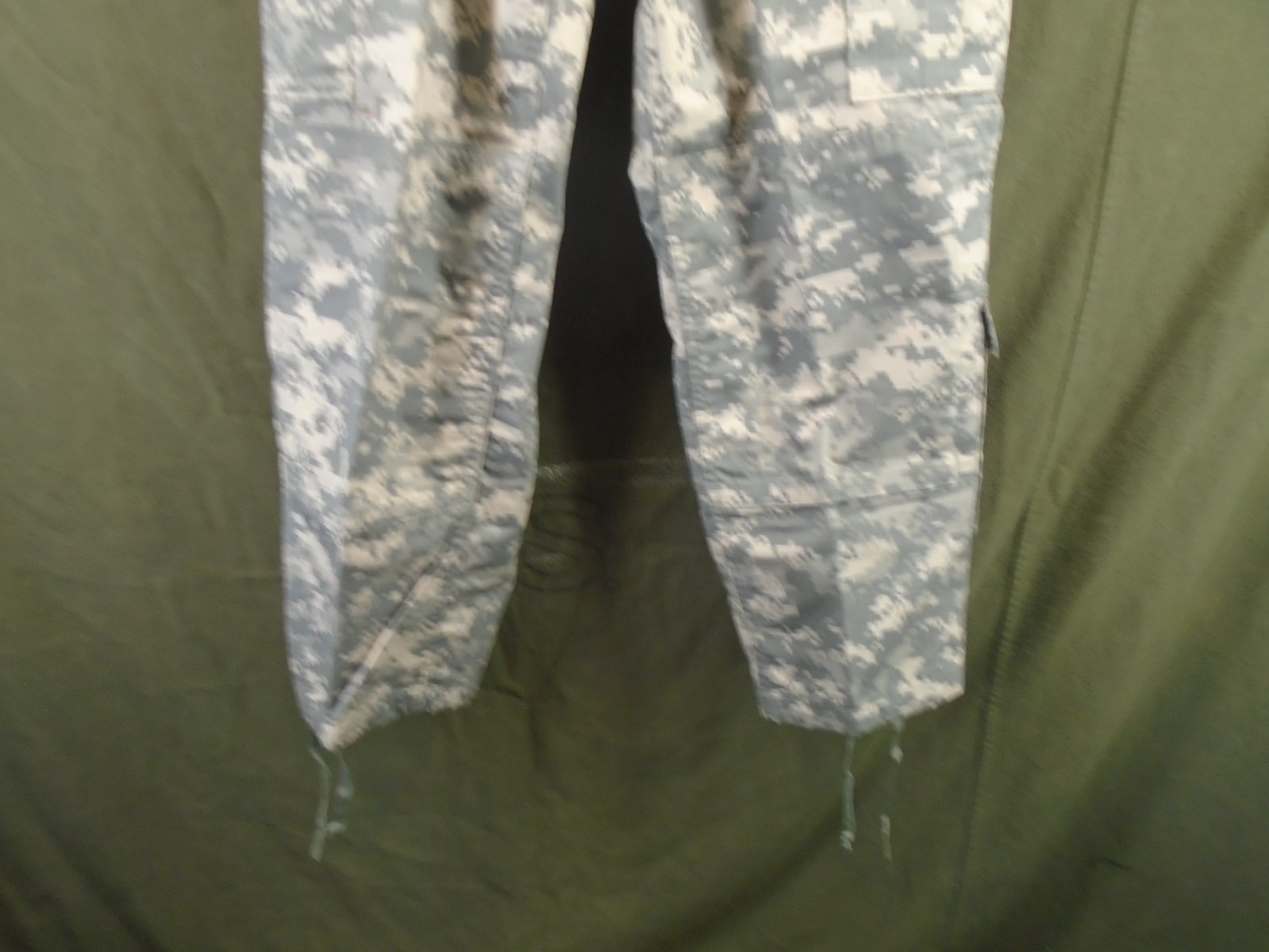 US Military Army Combat Uniform ACU Pants Size Small X-Short 2013 New USA 256-K
