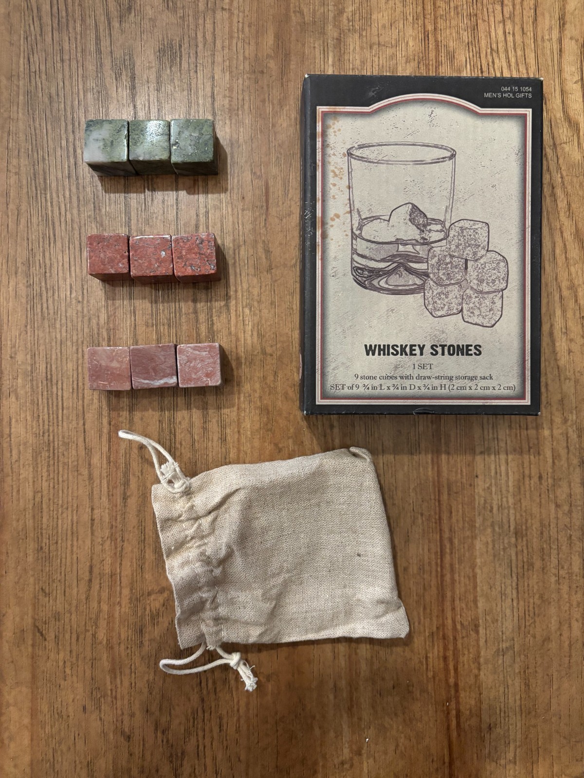 Whiskey Stones Gift Set with 9 Chilled Marble Rocks Reusable Ice Cubes NEW