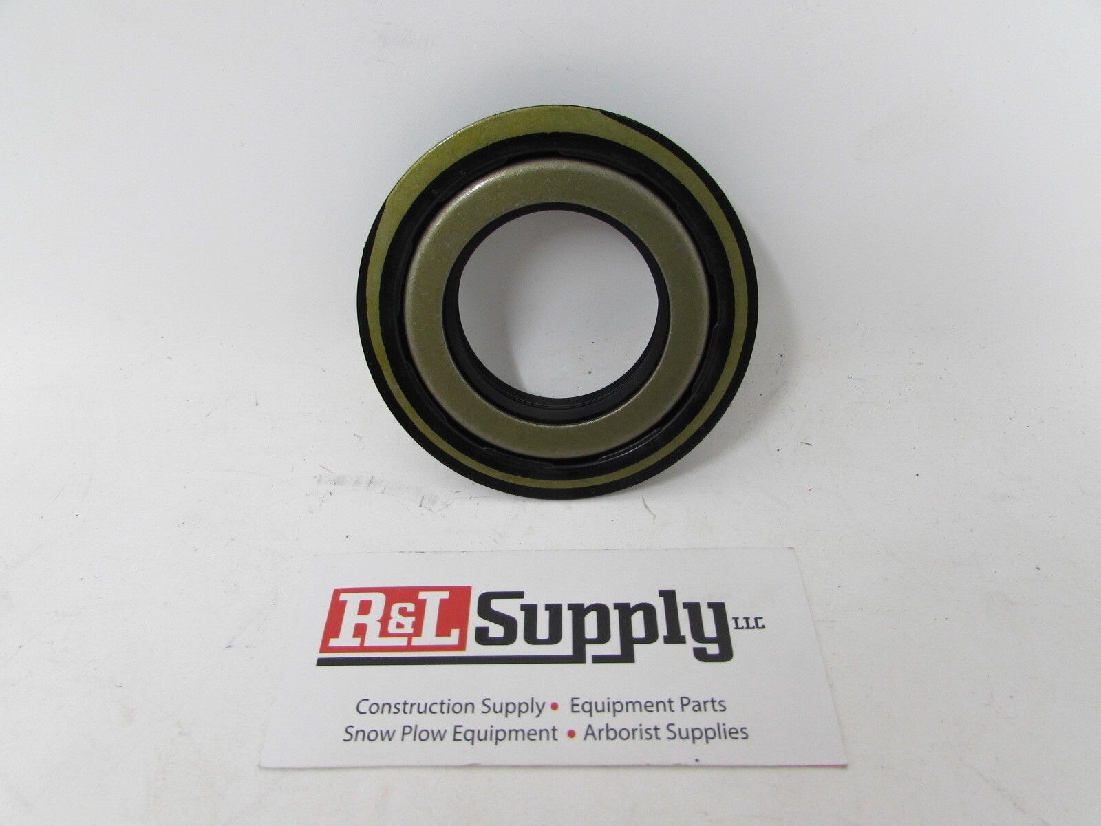 OEM Kubota Oil Seal Part # 09500-00003 for BX Tractors RTV500 RTV900 RTV1100