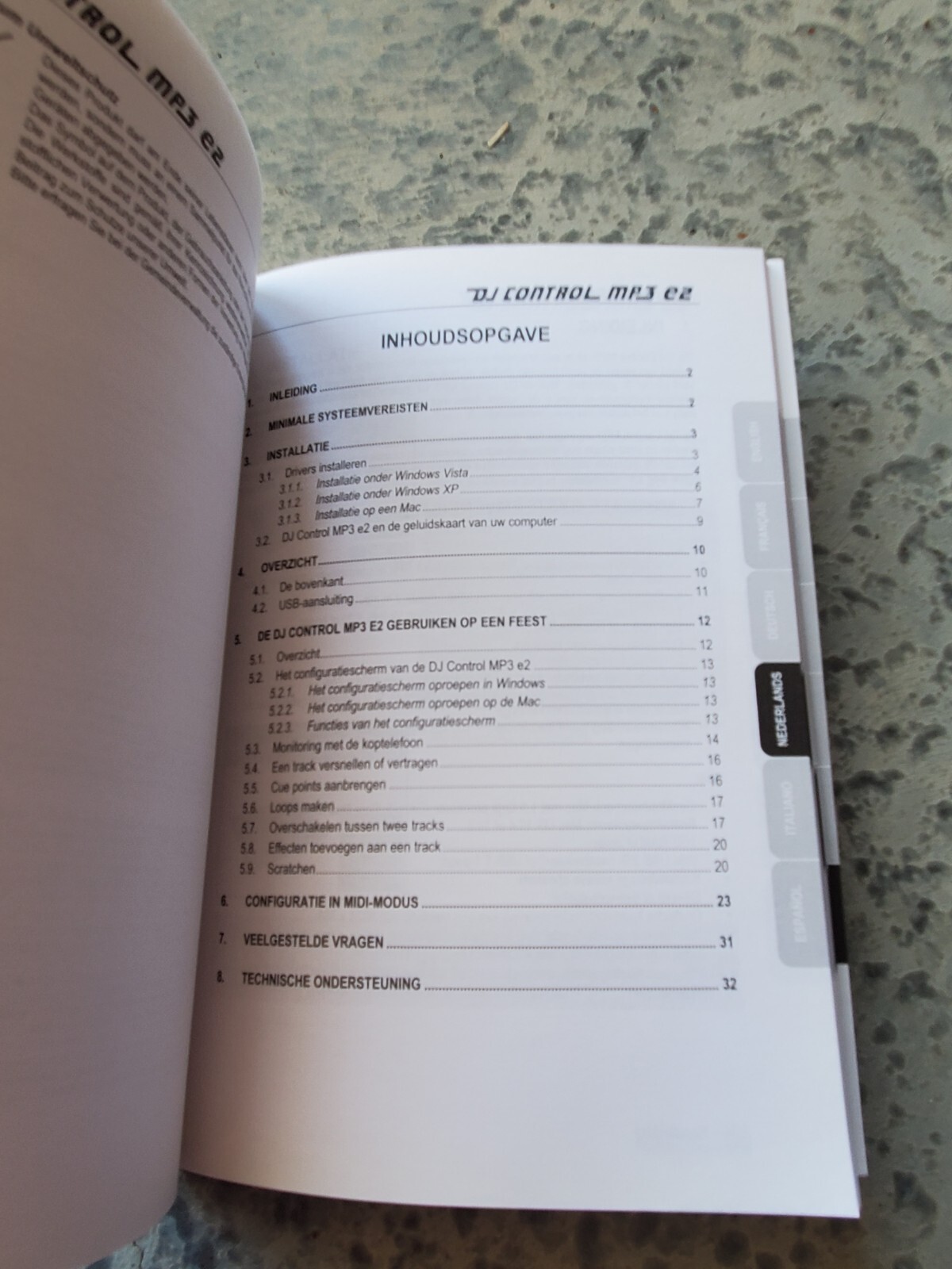 Hercules MUSIC USB DJ Controller User Manual DJ Control MP3 e2 Book