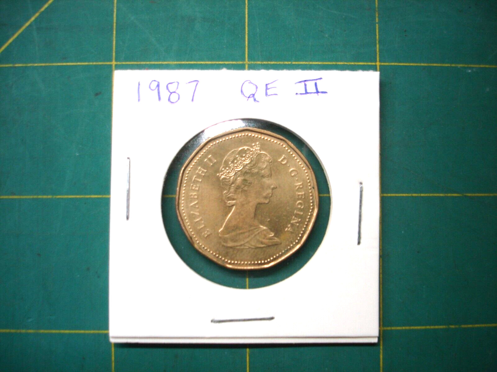 1987 CANADIAN DOLLAR COIN QUEEN ELIZABETH II VERY NICE