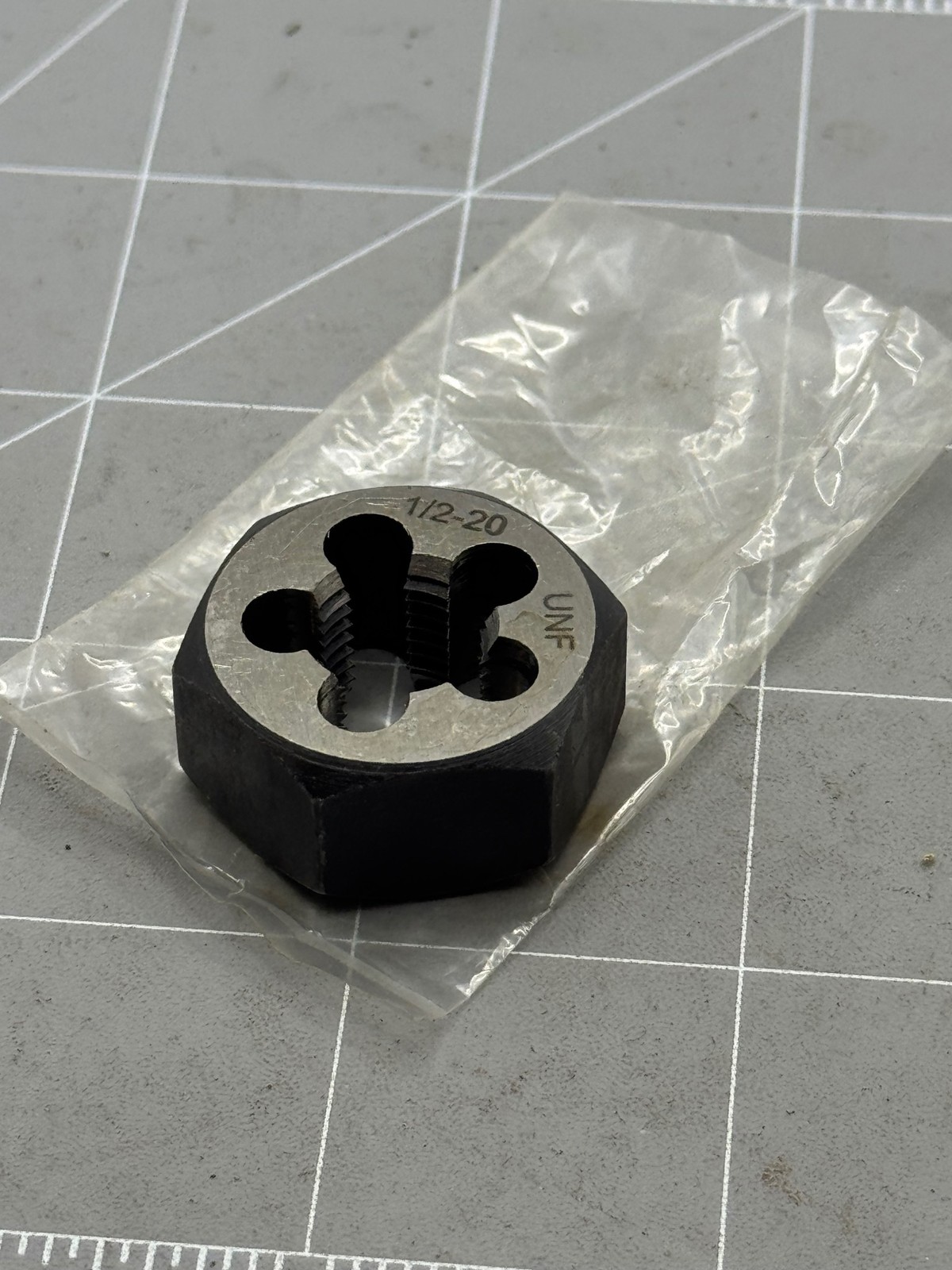 1/2-20 UNF Threading Die Hexagon Round Die Metalworking Tool Thread Cutter