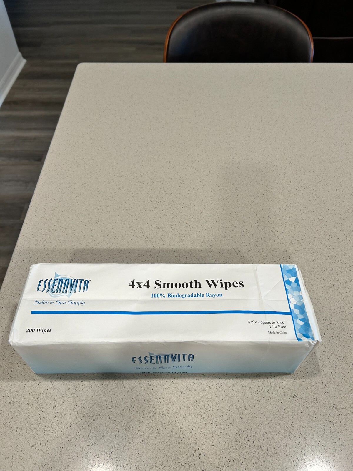 New Essenavita Salon & Spa Supply - 4 x 4 smooth wipes - 200 wipes
