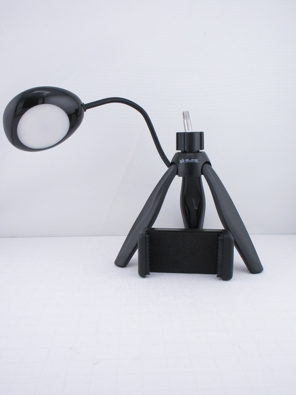 Slide Innovations Mini Vlogger w/ Table Tripod Dimmable Light- FREE SHIPPING