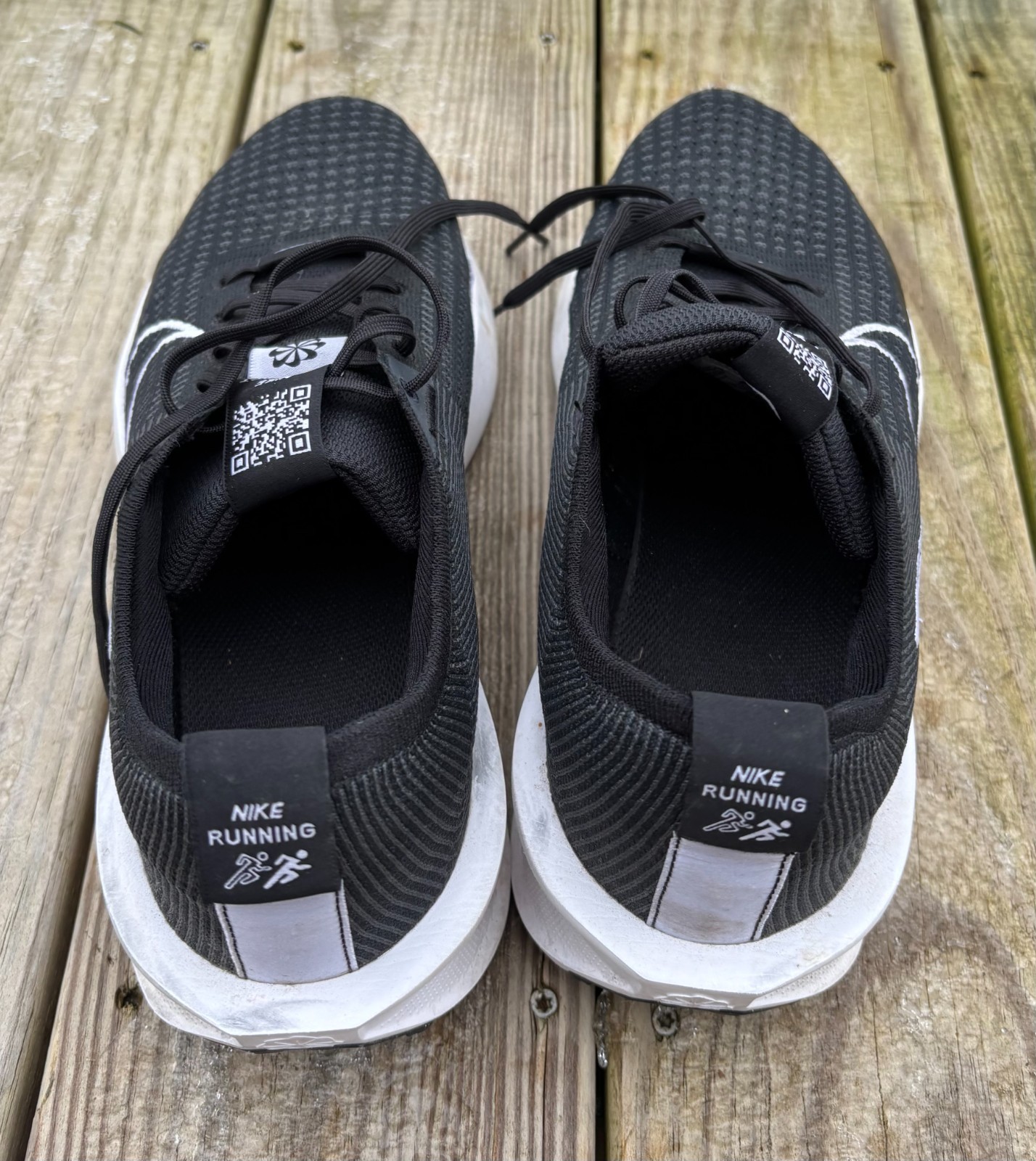 Men's Size 11.5 - Nike Interact Run Black/White