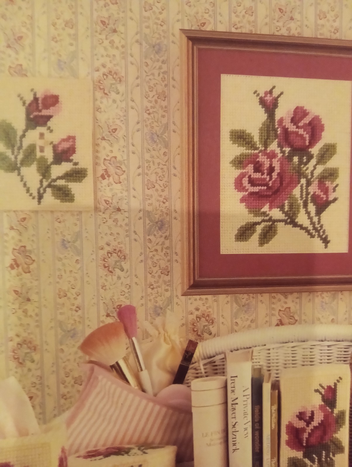 Cottage Roses Plastic Canvas Pattern Floral Rose Plastic Canvas Pattern Leaflet