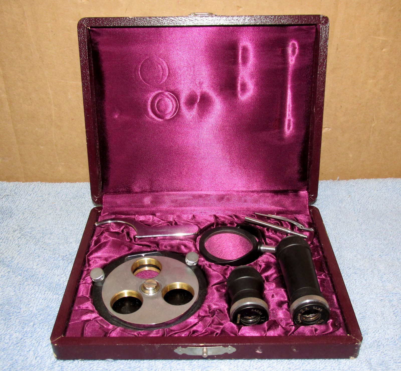 Vtg UNITRON Microscope Set Lens TL80 1x & 2x /Turret L3R-2141 w/Case J744