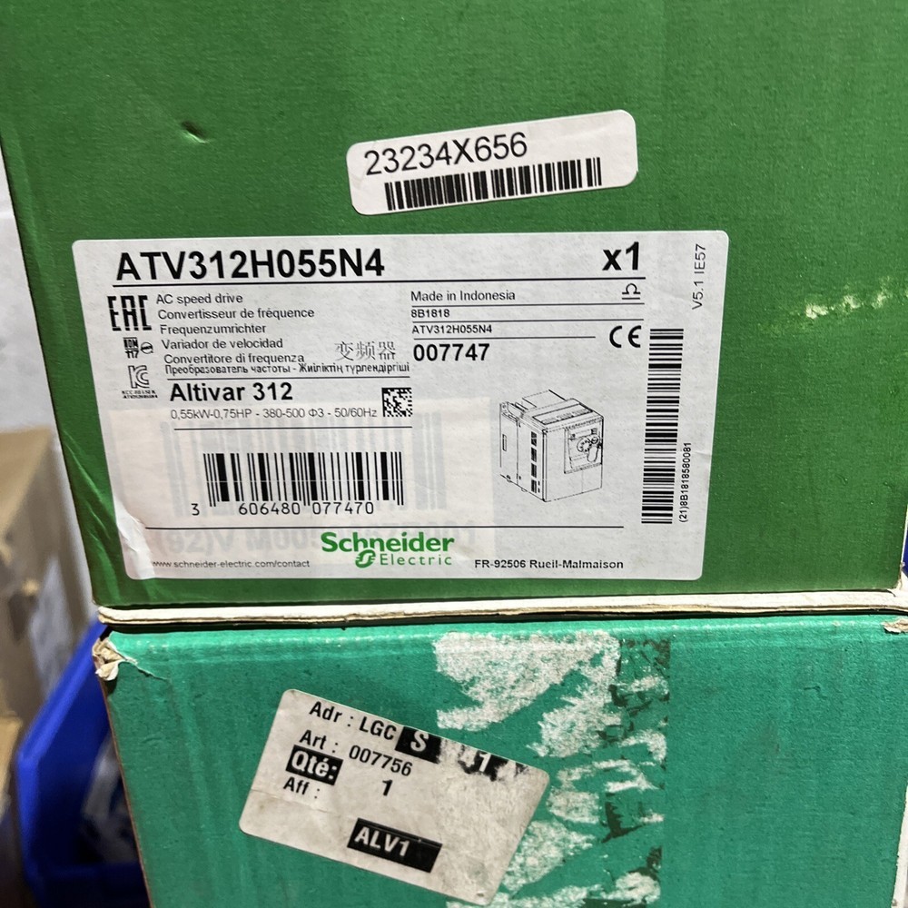 Schneider Electric ATV312H055N4 Ac Speed Drive 0.55KW 3phase Inverter New In Box
