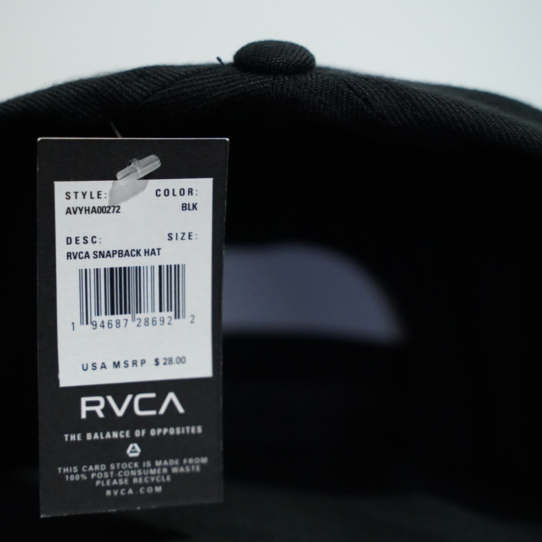 New RVCA Snapback Black Hat Mid Fit / Acrylic Wool Twill / PATCH FLAGSHIP