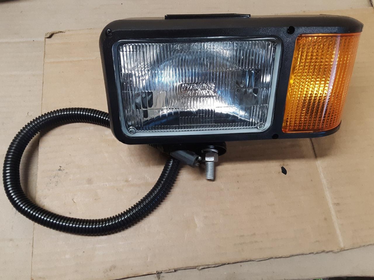 Trucklite Driver Side Snow Plow light 5 pin Headlight Truck-Lite D.S. 80860 Left