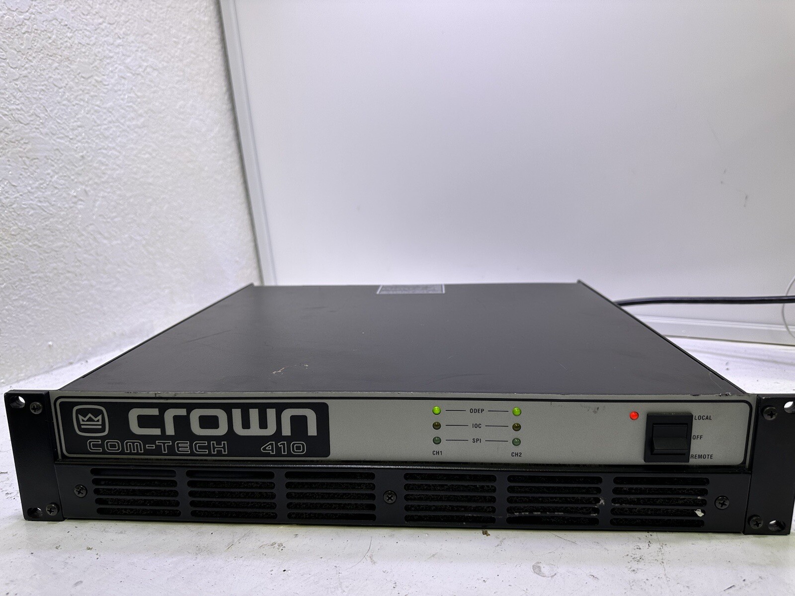 Crown Com-Tech 410 2 Channel Power Amplifier Tested