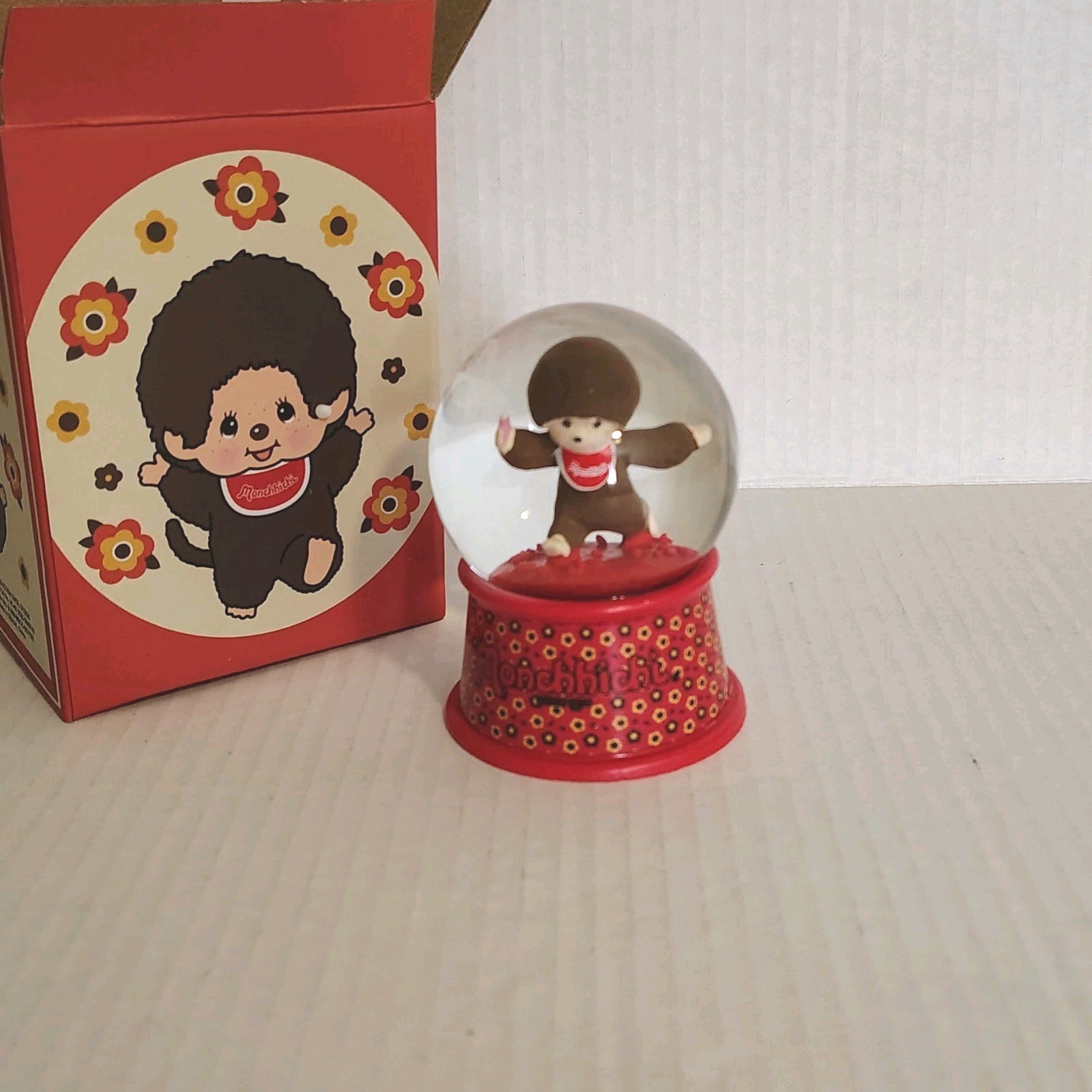 New MONCHHICHI Mini Snow Water Globe Valentine's Day Glass Monchichi Surreal