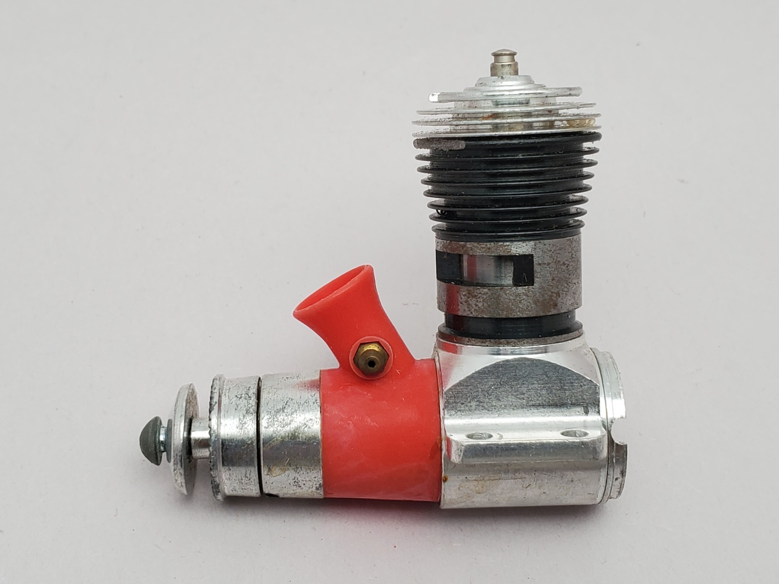 COX MEDALLION .049 R/C AIRPLANE GLOW ENGINE Untested