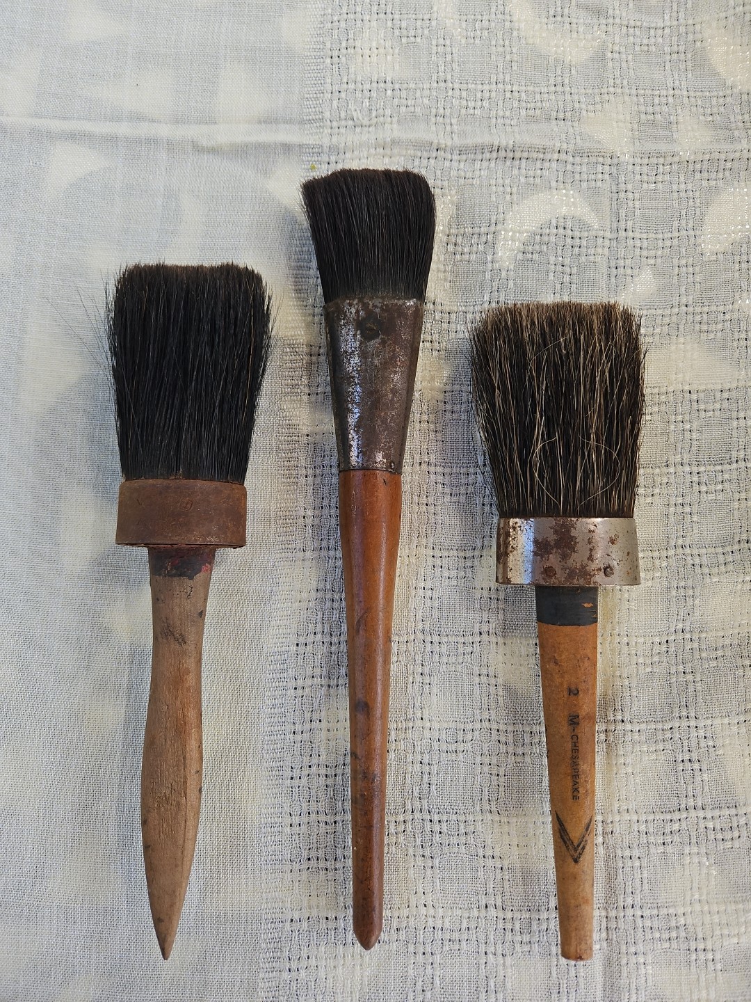 Lot of 3 Vintage Antique Round Paint Brushes Wood Handle Horse Hair 11"-12" Arts
