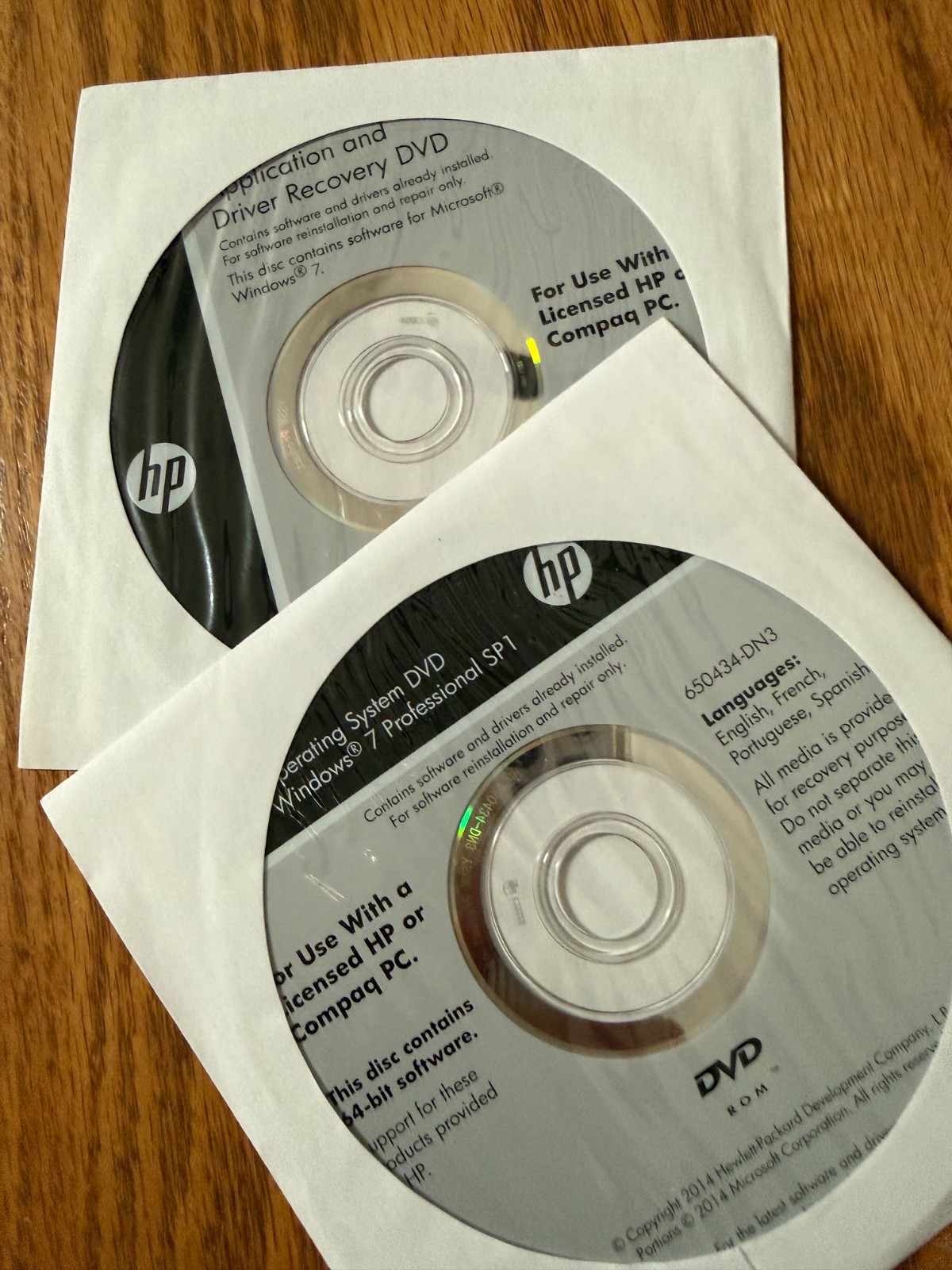 Microsoft Windows 7 Professional 64 bit DVD-NEW SEALED and RECOVERY DVD