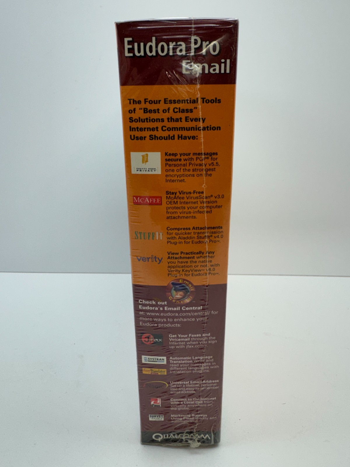 Eudora Pro Email Version 4.0 Windows 95/NT Qualcomm Big Box PC Software SEALED
