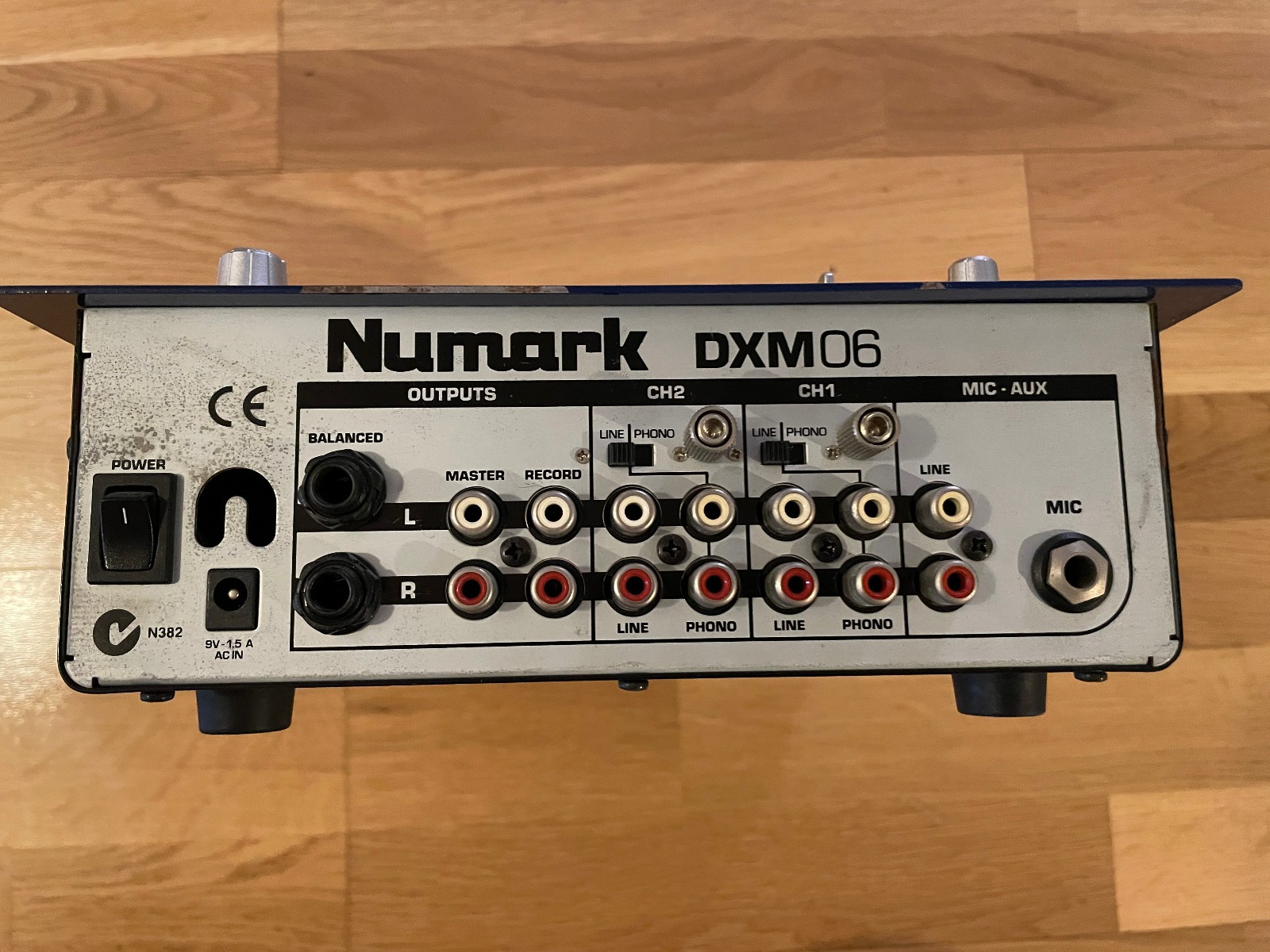 Numark DXM06 2-channel digital DJ mixer