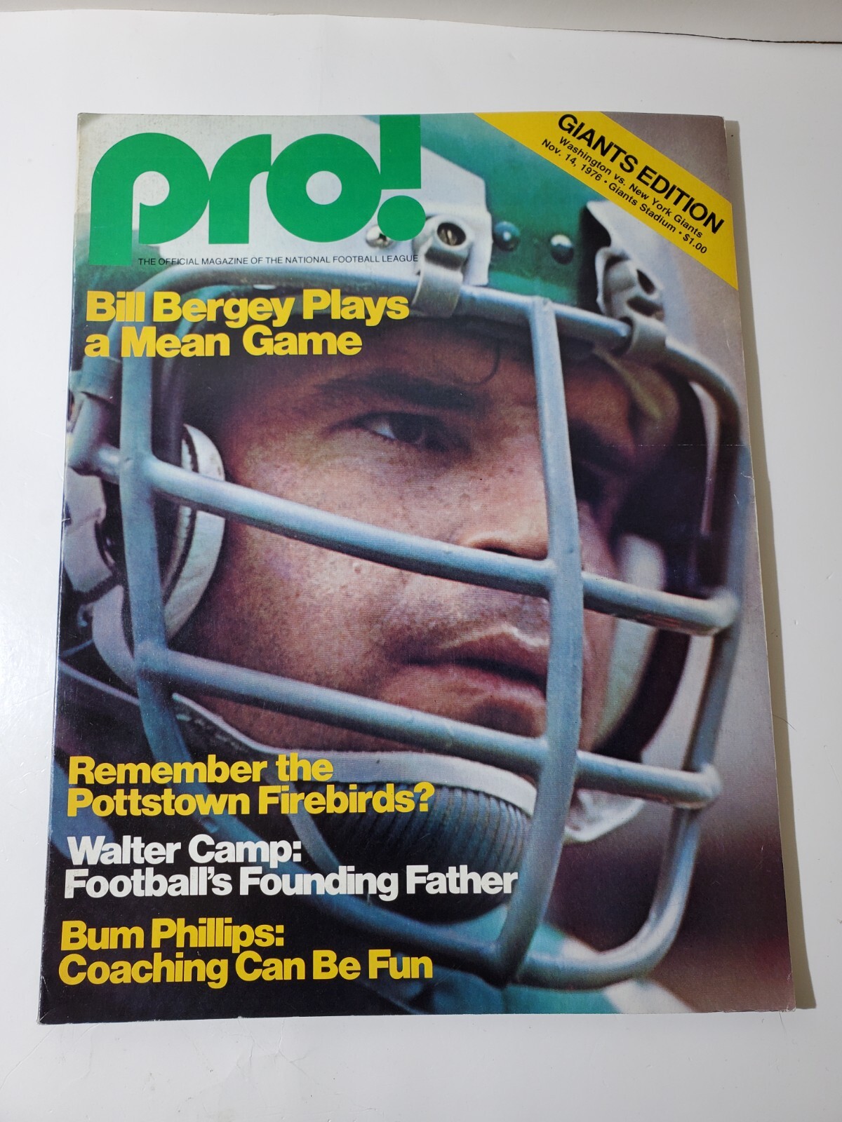 Pro! NFL Football Magazine November 14, 1976 Giants Vs. Redskins Bill Bergey