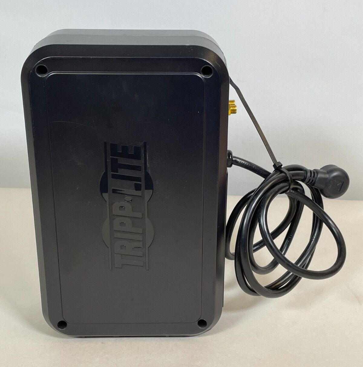 Tripp Lite Battery Backup 8 Outlet G1010USB – will not charge Battery
