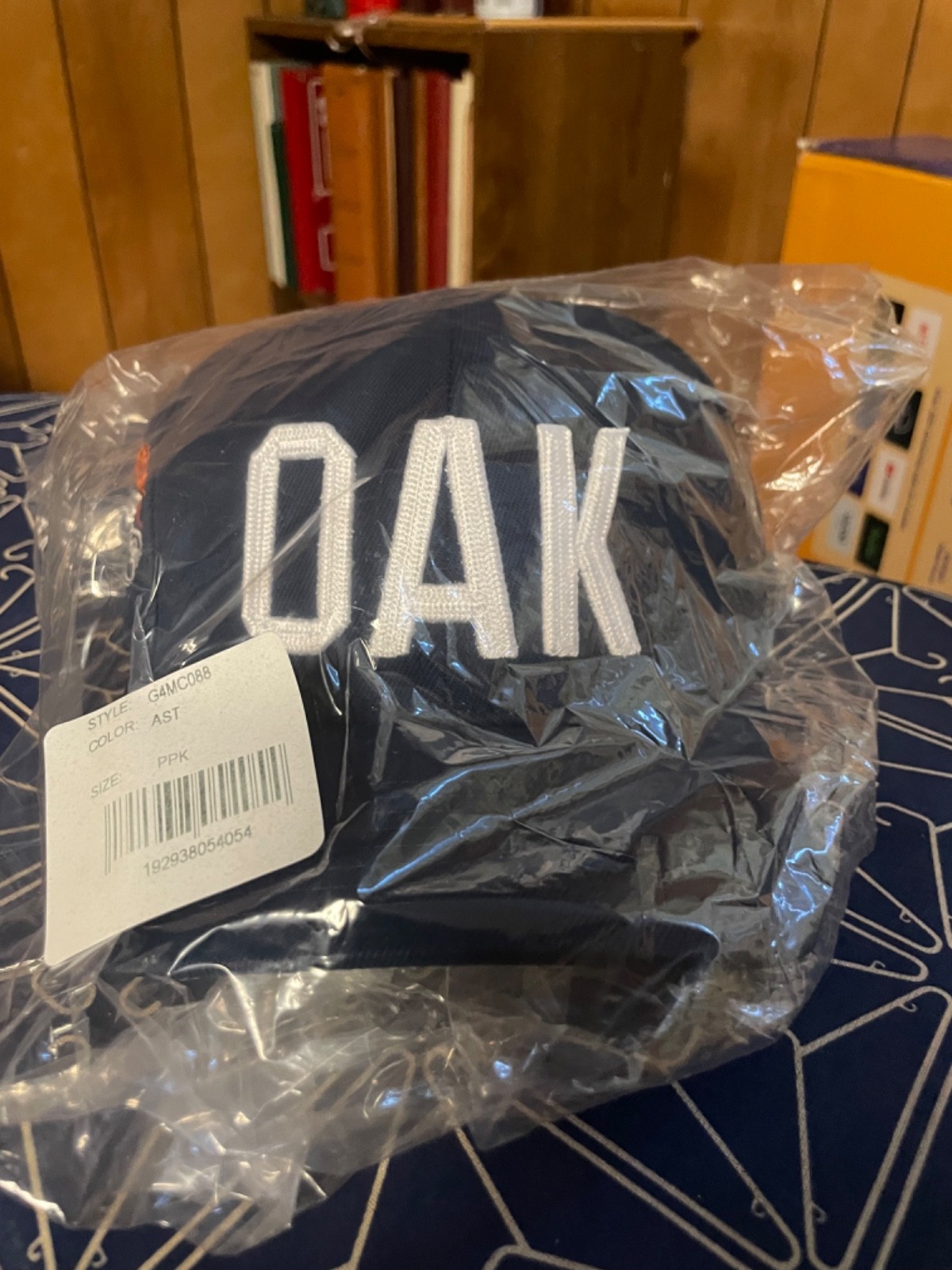 G/FORE Oak Golf Course Hat Navy Blue Brand New with tag