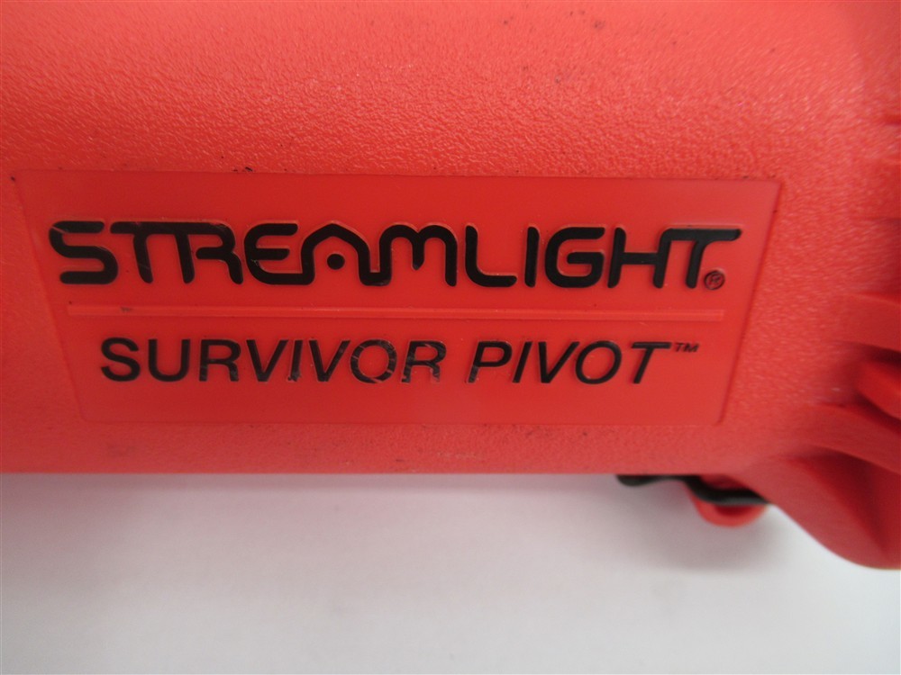 Streamlight , Survivor Pivot Rechargeable Flashlight