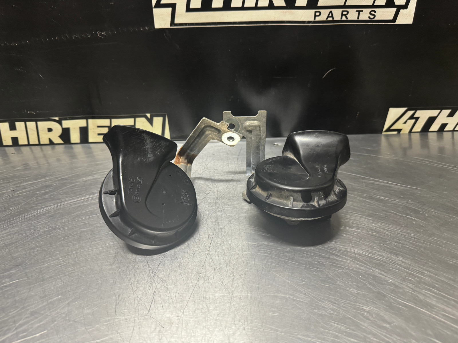 04-06 PONTIAC GTO HORN SET OEM #N320
