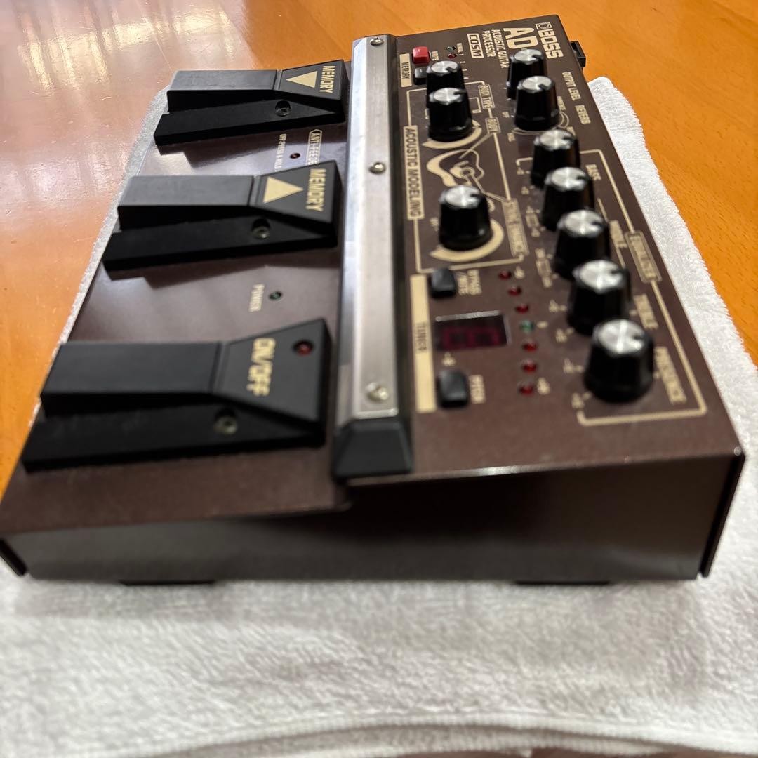 BOSS AD-8 Acoustic Guitar Effects Processor