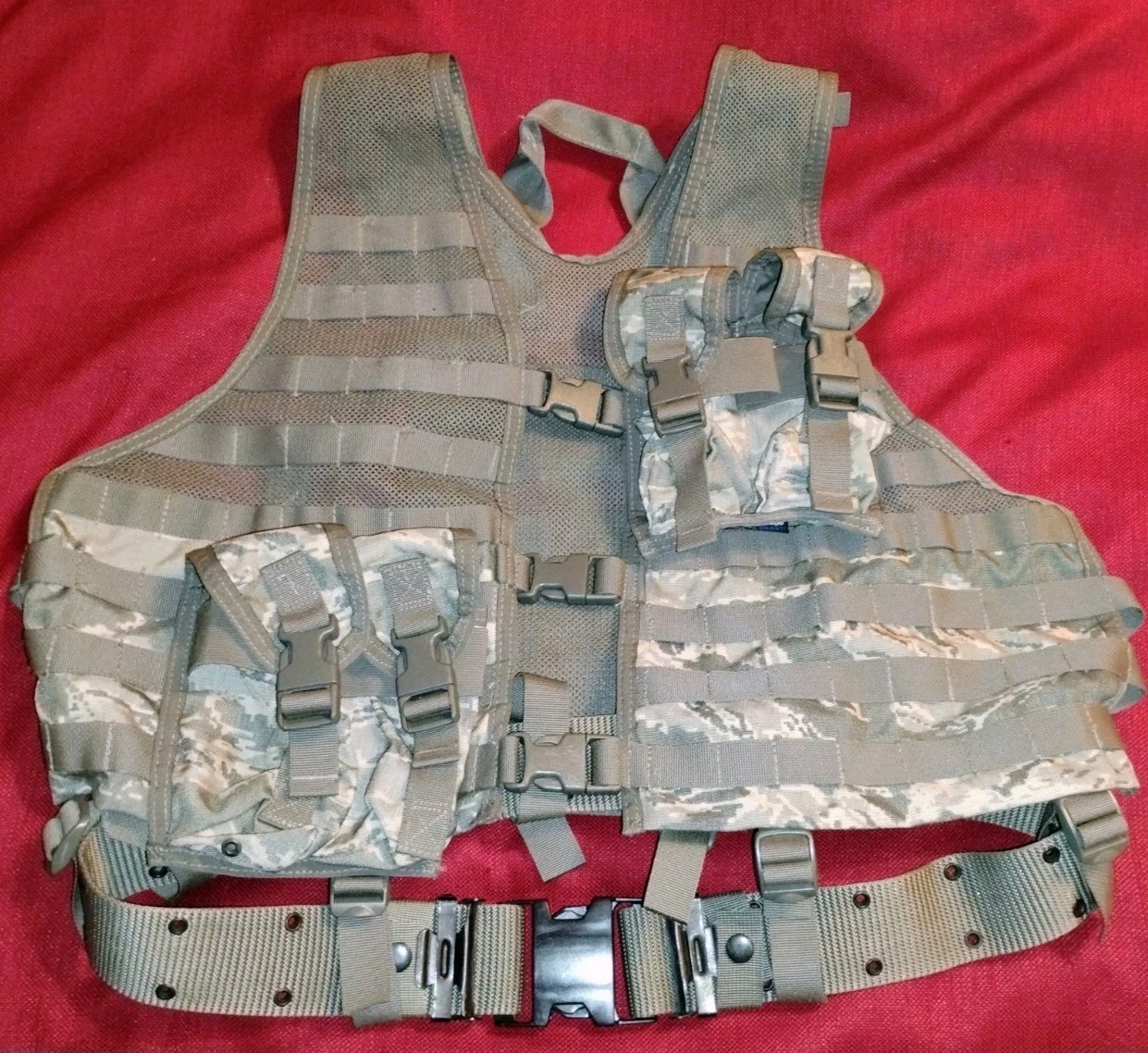 Advantage Wear & Gear USA tactical load bearing vest 40" belt 2x mag pouches VG