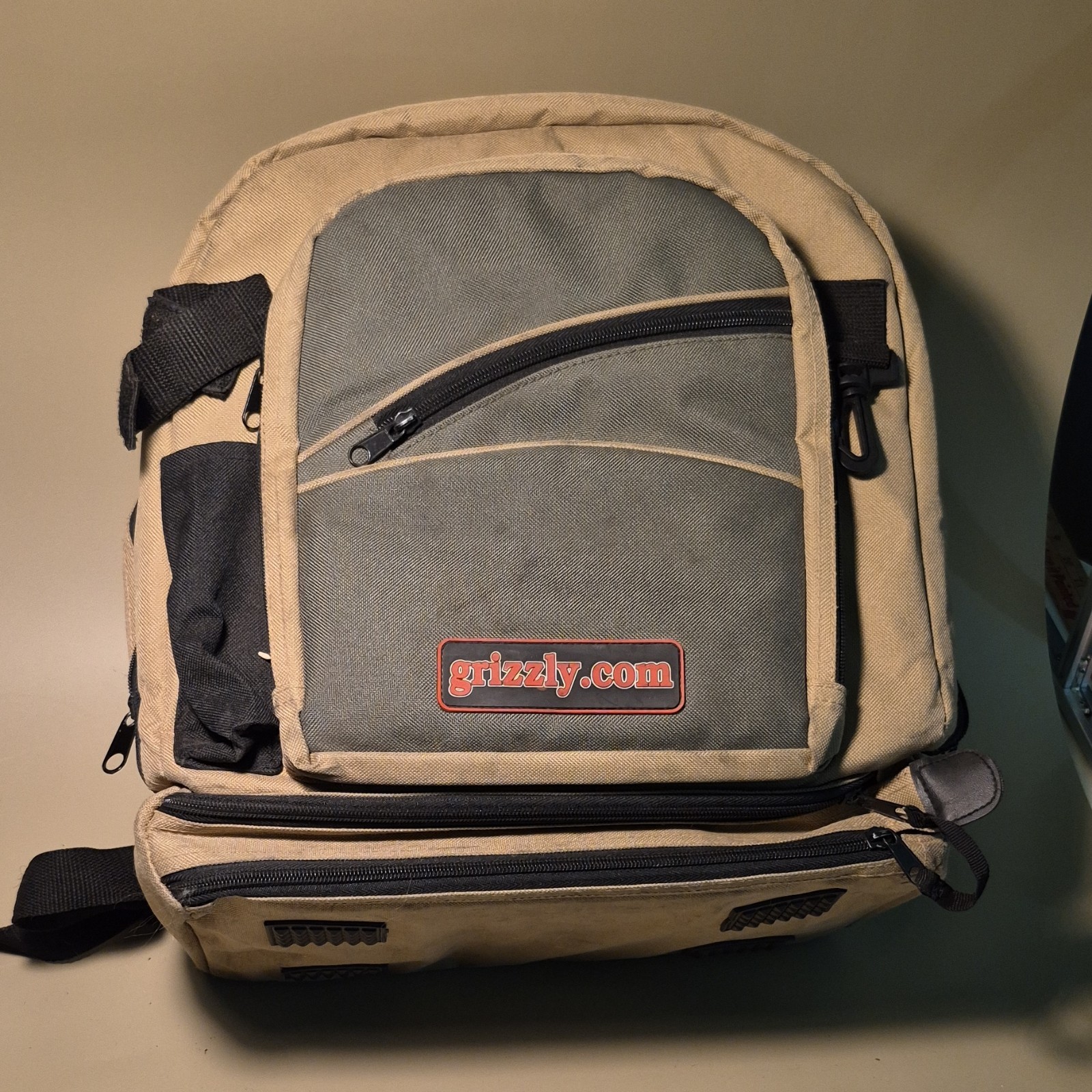 Grizzly Beige Gray Black Hiking Backpack Canvas Adjustable Straps 5 Pockets