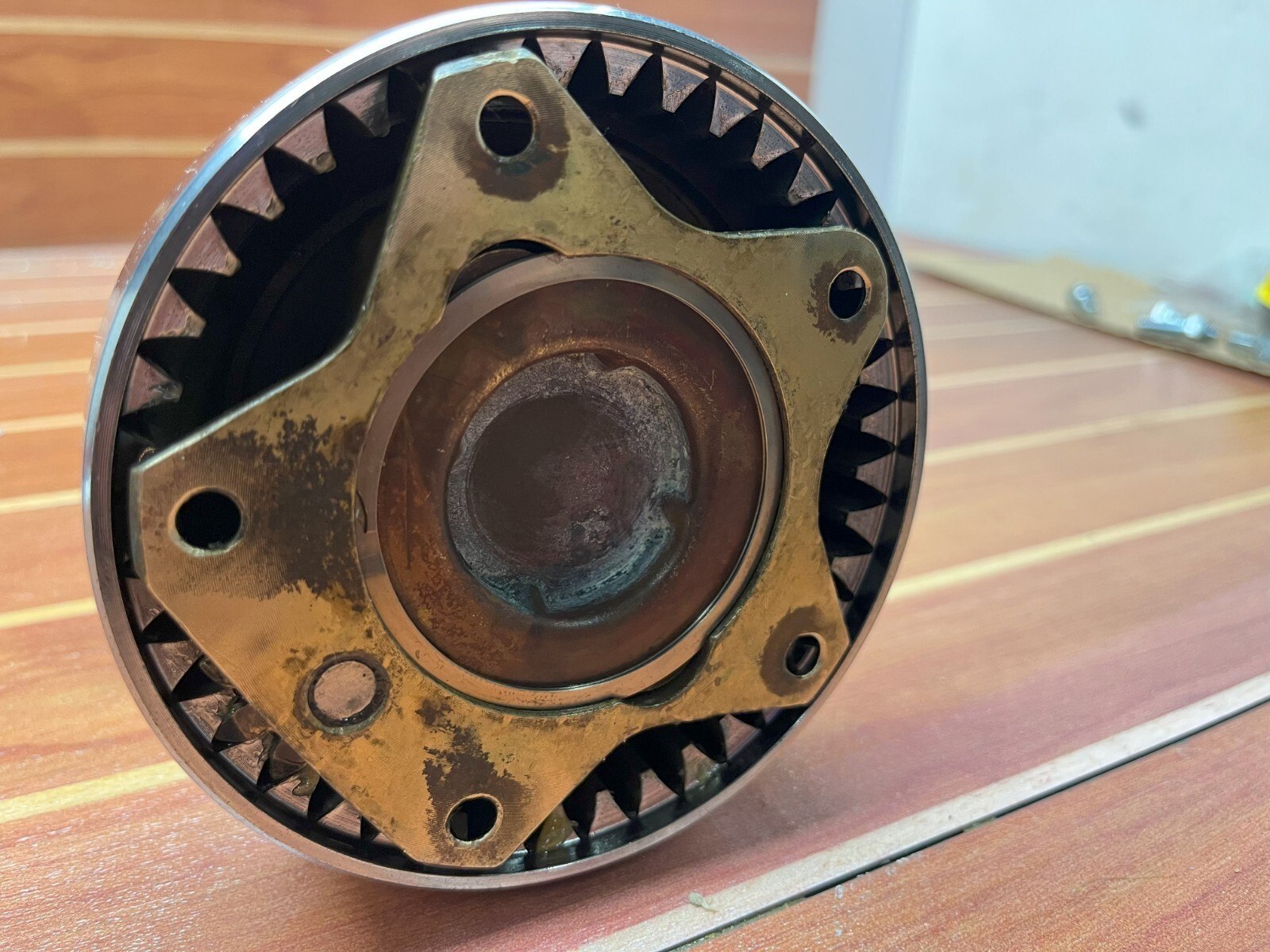 Lewmar 16ST Holdfast Winch