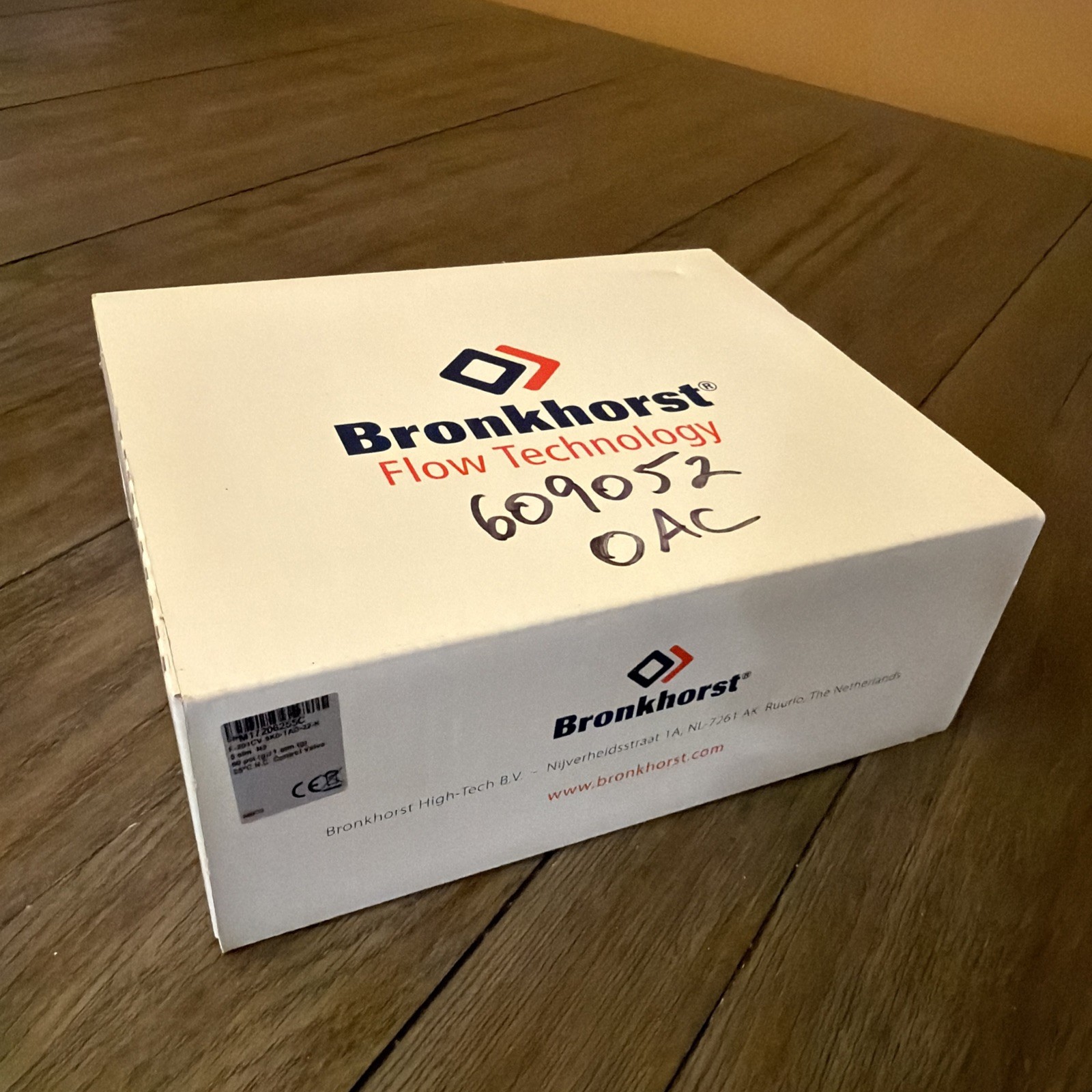 Bronkhorst Mass Flow Controller - 5 slm - Kalrez seals
