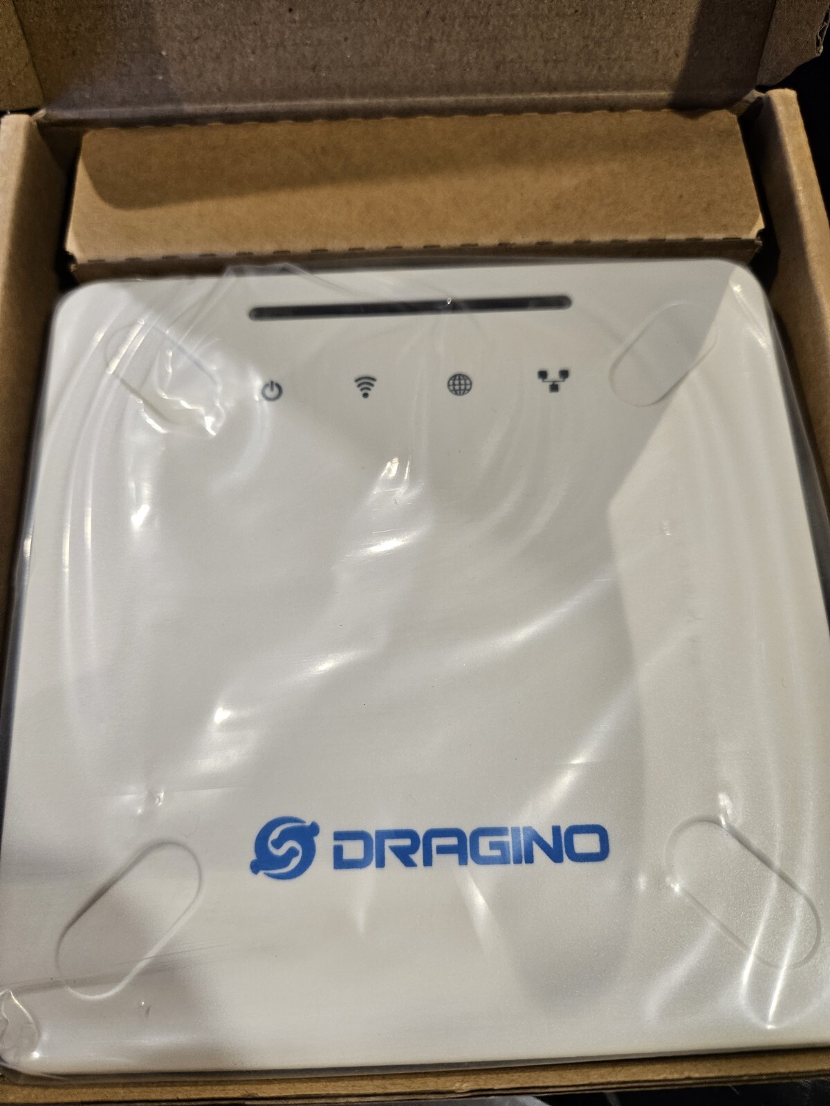 Dragino LPS8-868 HotSpot Miner Helium EU868 IN865 New In Box Crypto Coin, New