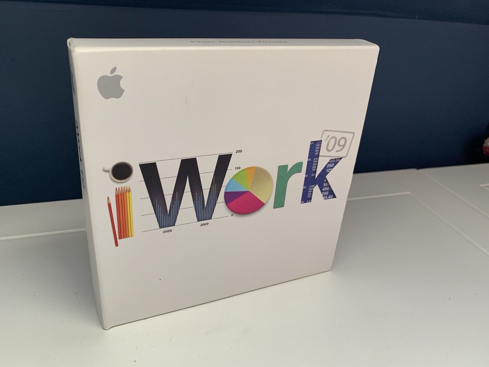 Apple Mac 2009 Software: iWork '09  - Pages Numbers Keynote - for MB943Z/A
