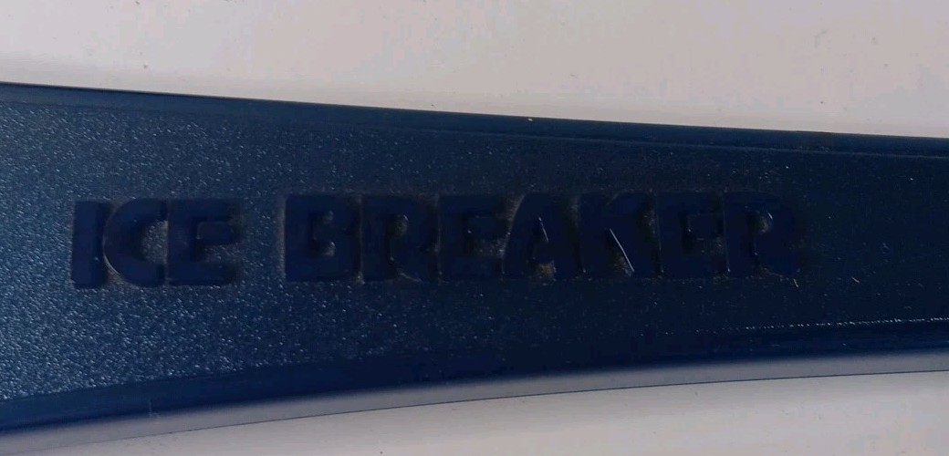 30 Auto Window Ice Scrapers 10 X 3.75" Blade Blitz Ice Breakers 10290