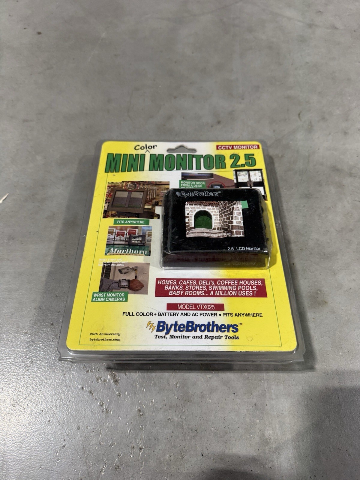 ByteBrothers VTX025 Mini Monitor 2.5 CCTV Monitor *NEW OLD STOCK*