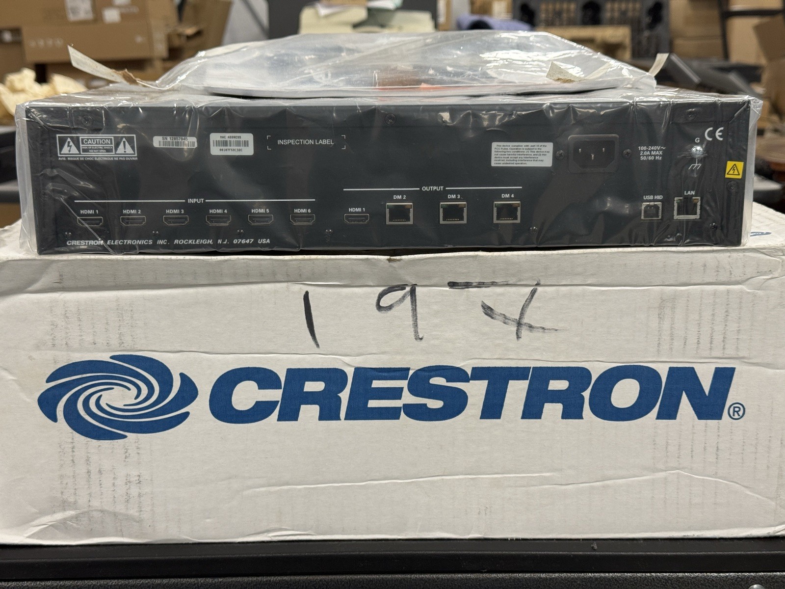 CRESTRON DM-MD6X4 DM MEDIA DISTRIBUTION CENTER