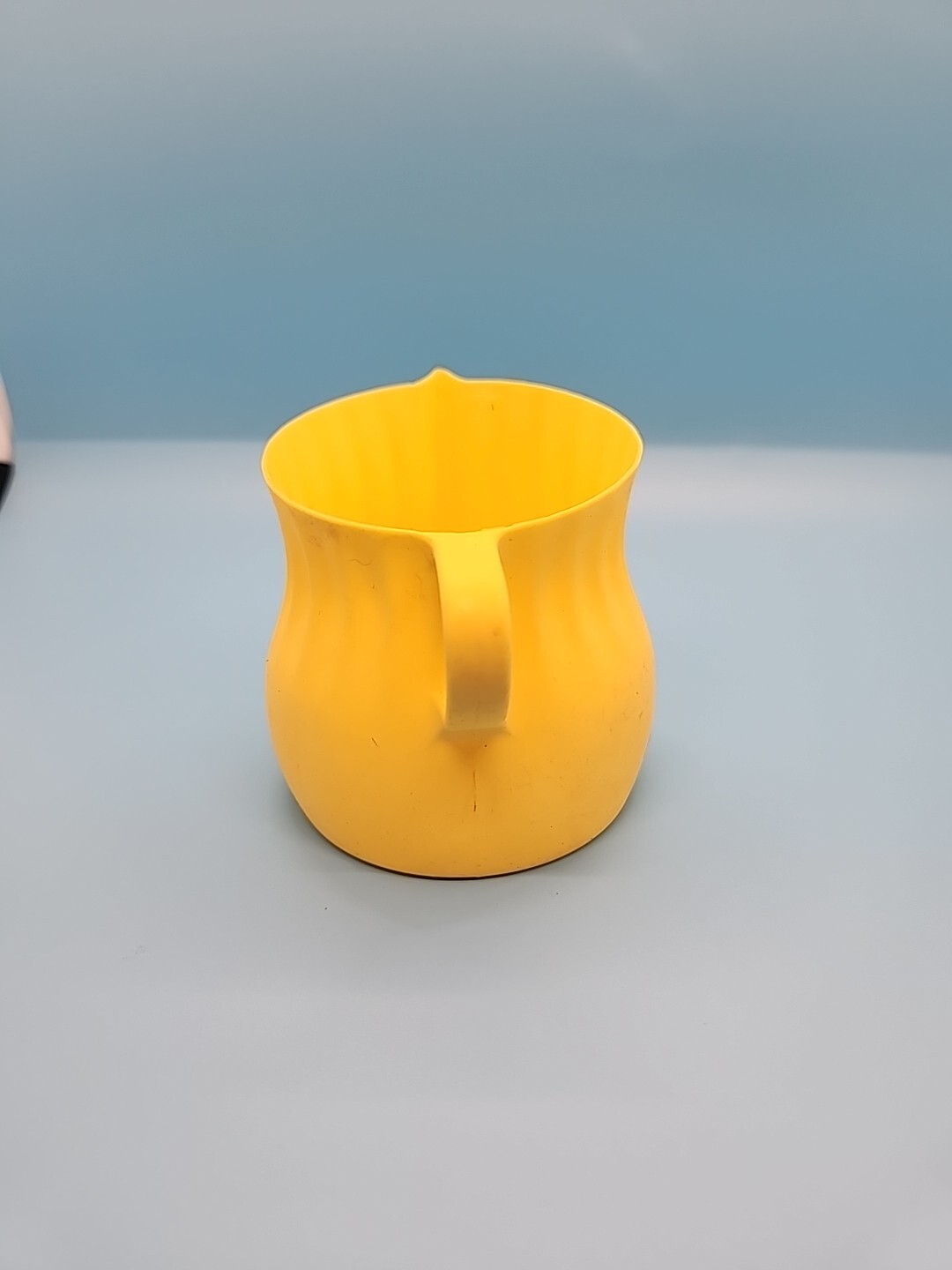 Mastrad Lemon Squeezer Yellow - 3"