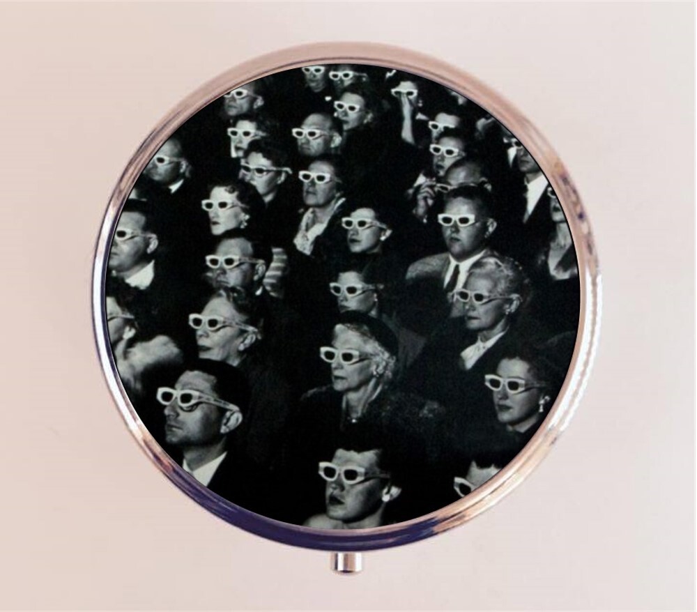 Retro Movie 3D Glasses Pill Box Case Pillbox Organizer Holder Stash Trinket