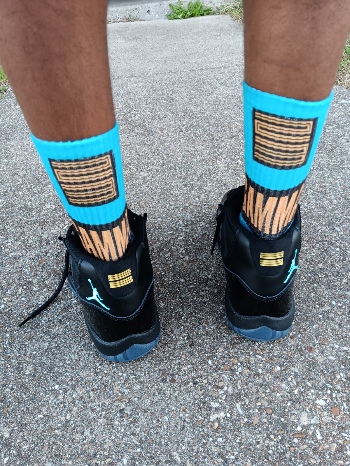 Jordan 11 Gamma blue Socks To Match
