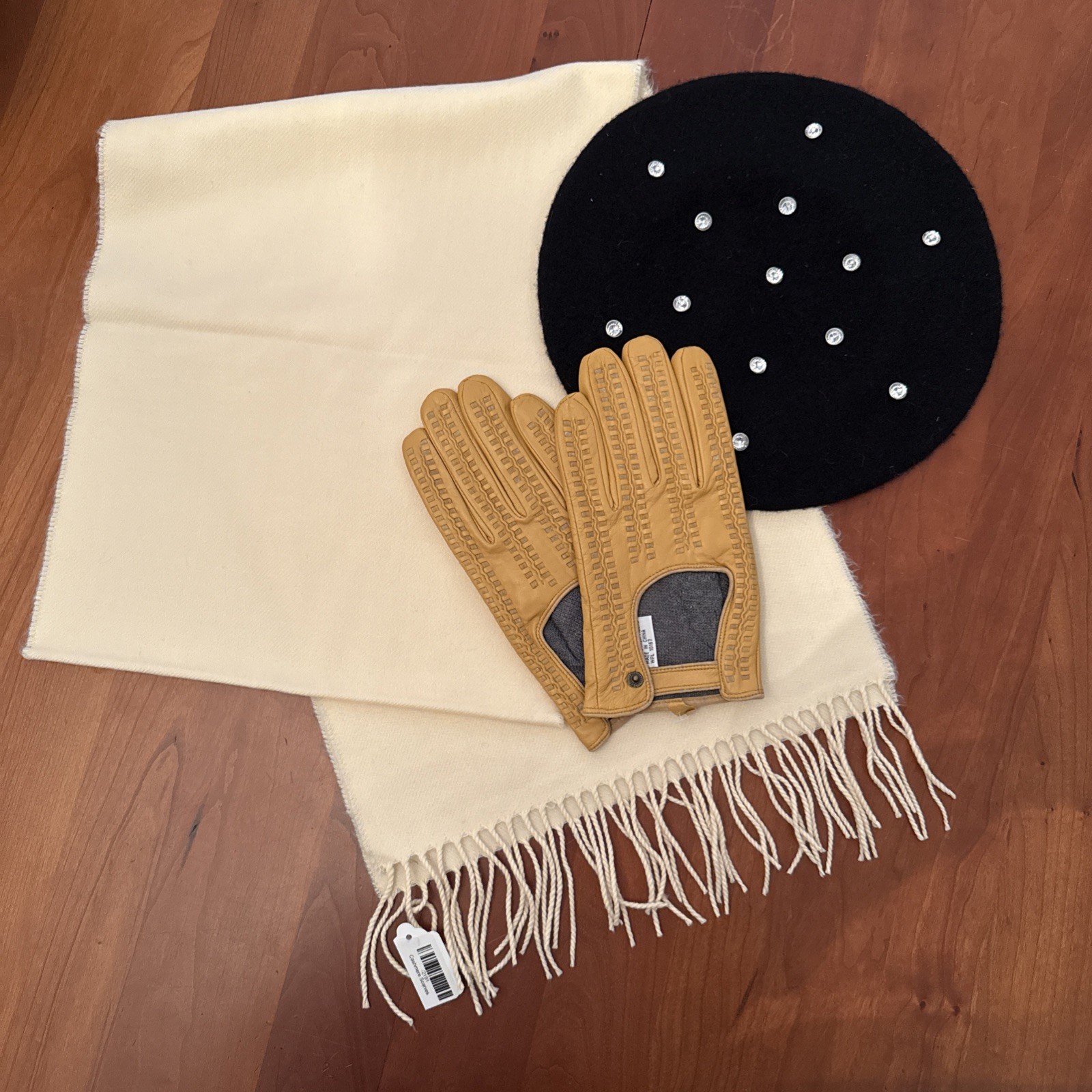 Ladies Cold Weather Lot, Cashmere Scarf, Wool Beret, & Vintage Leather Gloves