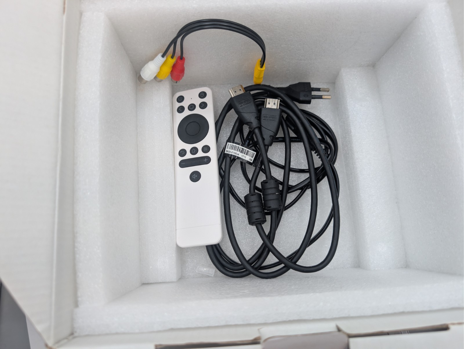 Wanbo Official Licensed Google PORTABLE PROJECTOR WB-TX1