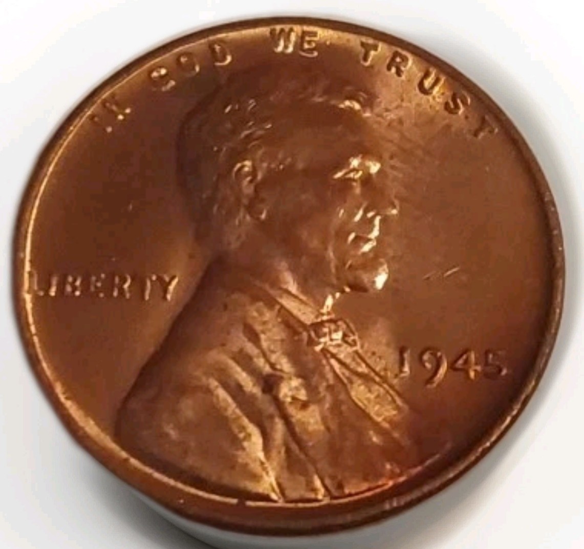 Lincoln Wheat Cent Penny 1945 Philadelphia Mint Copper Super Clean-Free Post