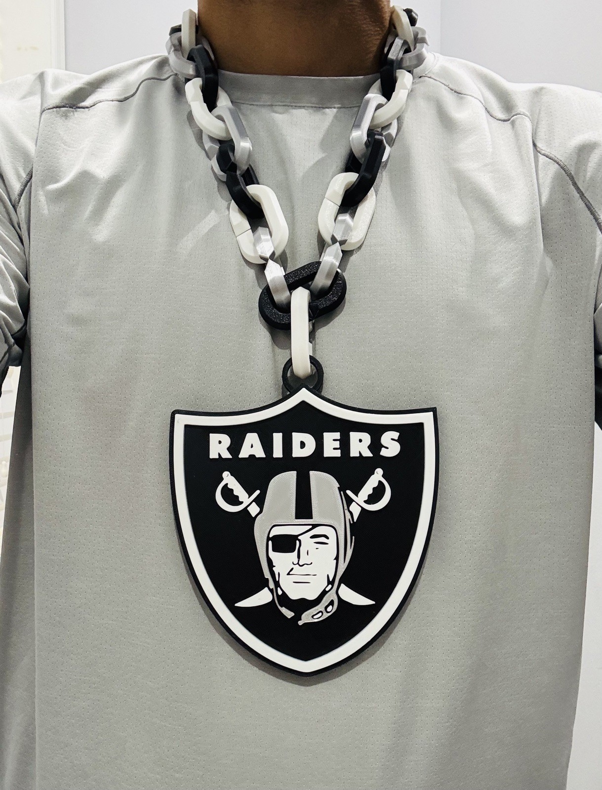 🔥las Vegas RAIDER BIG Chain Logo Necklace  3D Printed (FAST FREE SHIPPING)