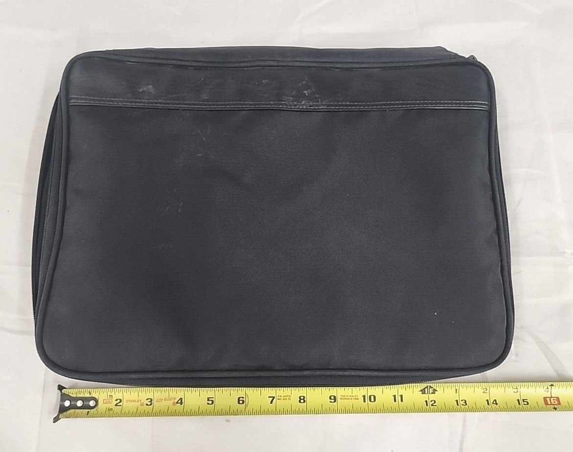 Salty Unbranded Laptop Soft Case Black 15"
