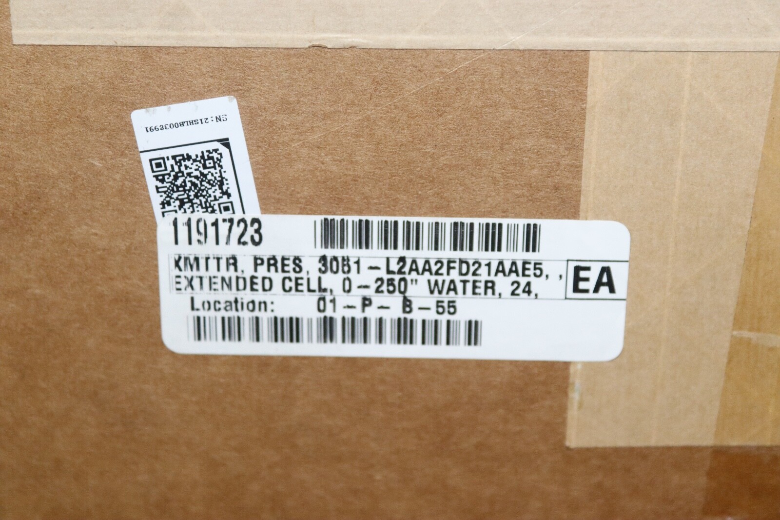 NEW Rosemount 3051L2AA2FD21AAE5 TRANSMITTER