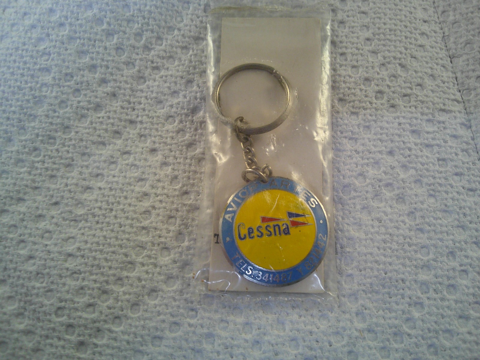 Aviopartes TELS 341487  Y 821442 Cessna Keychain sealed