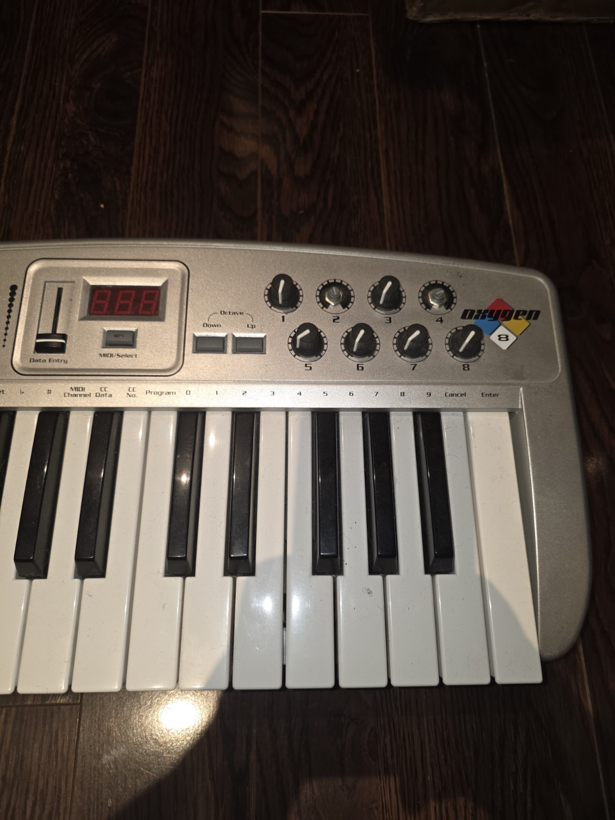 M-Audio Midiman Oxygen 8 25 key Controller MIDI - Keyboard Controller USB