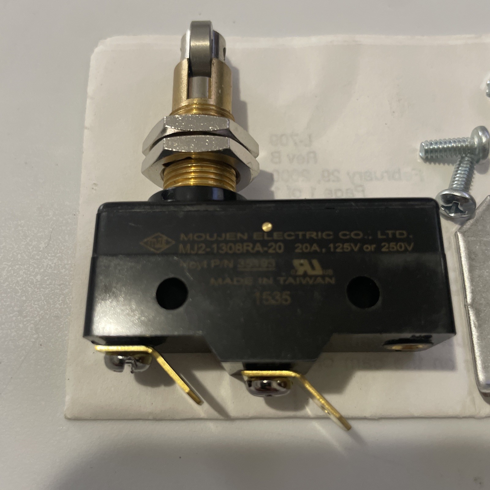Blodgett 35702 Door Switch Kit with Hardware Replacement